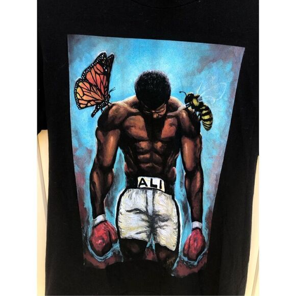 The Butterflies and The Bees Canvas T-Shirt Medium (M) Muhammad Ali - Picture 4 of 4